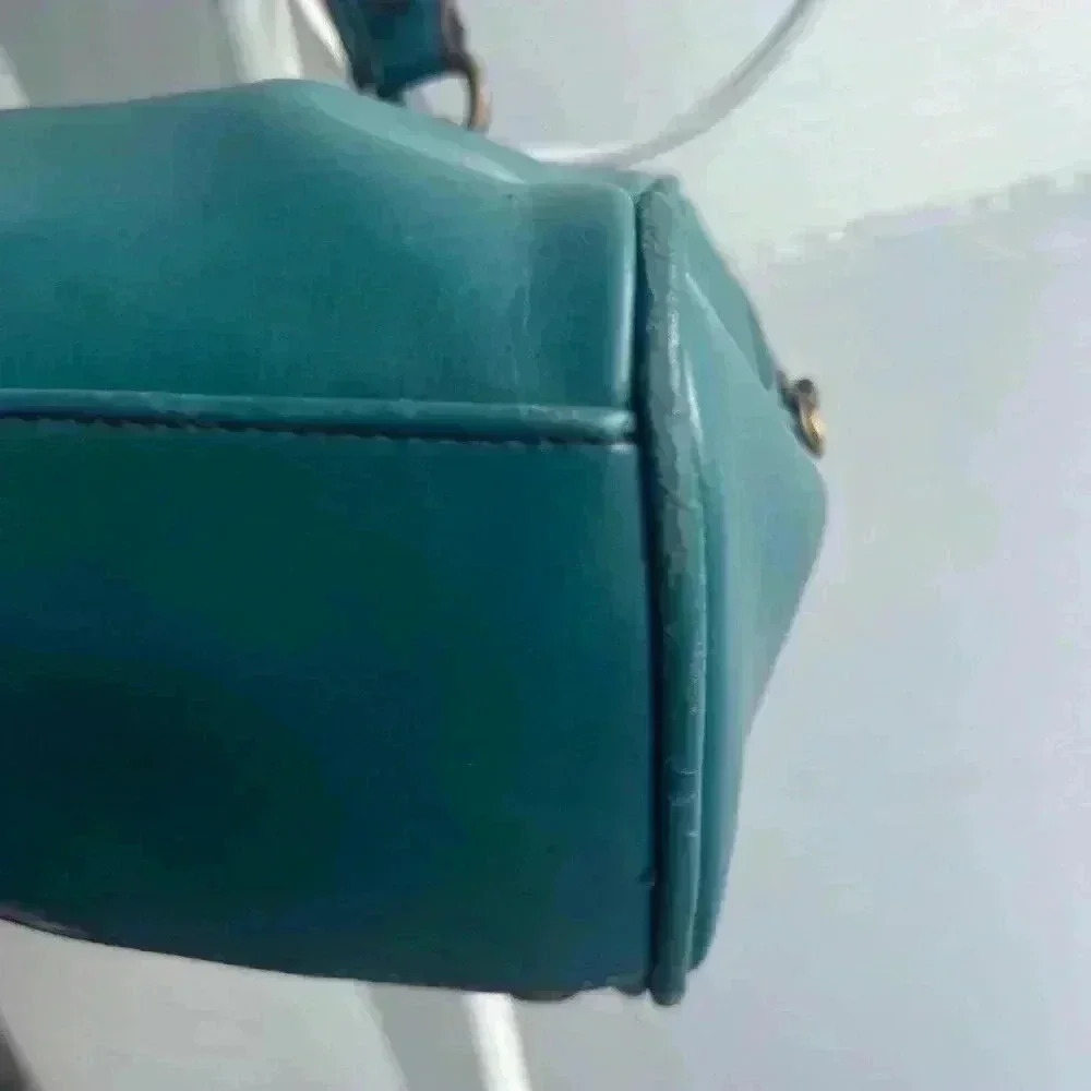 Worthington Shoulder Bag with matching coin purse - Picture 12 of 14